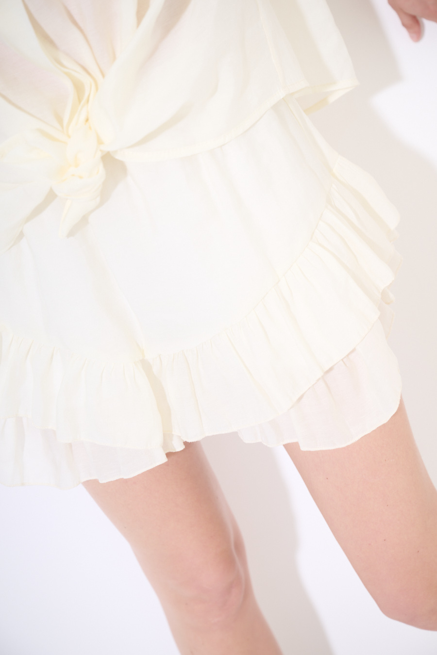 Minigonna balloon con shorts burro - Kikisix