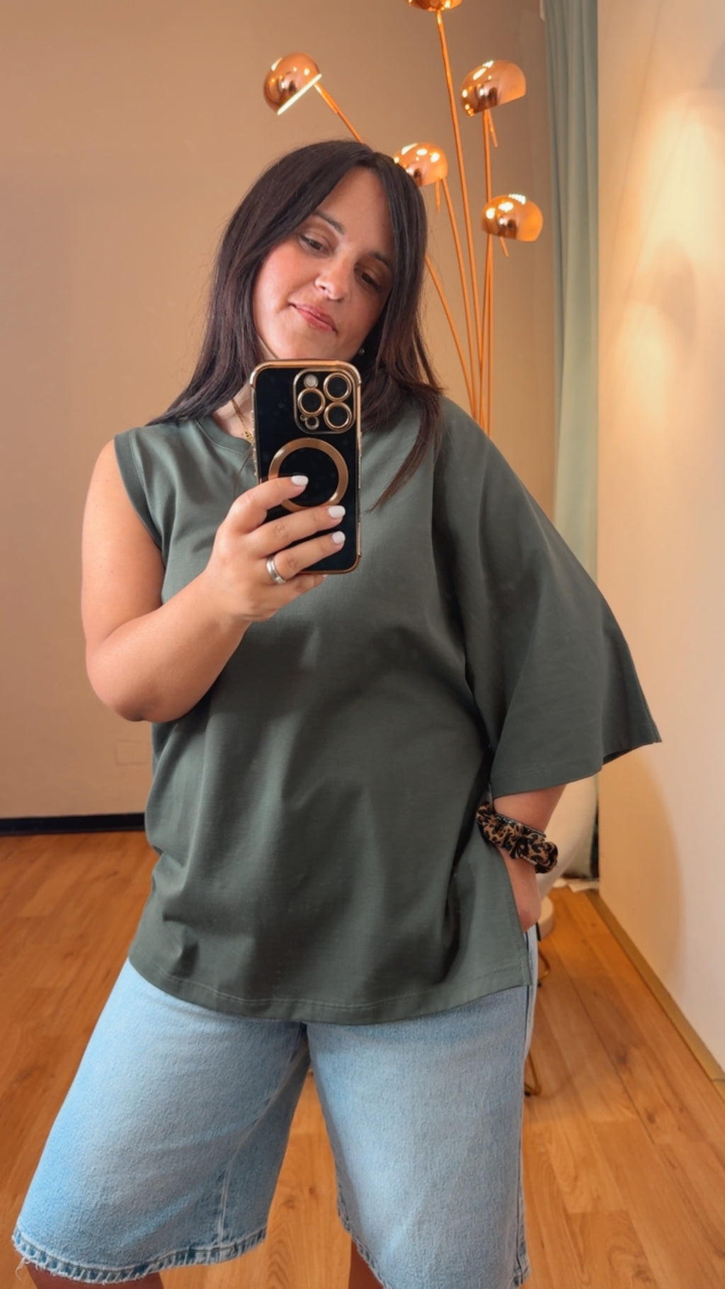 T-shirt senza manica e con manica 3/4 verde militare - Vicolo