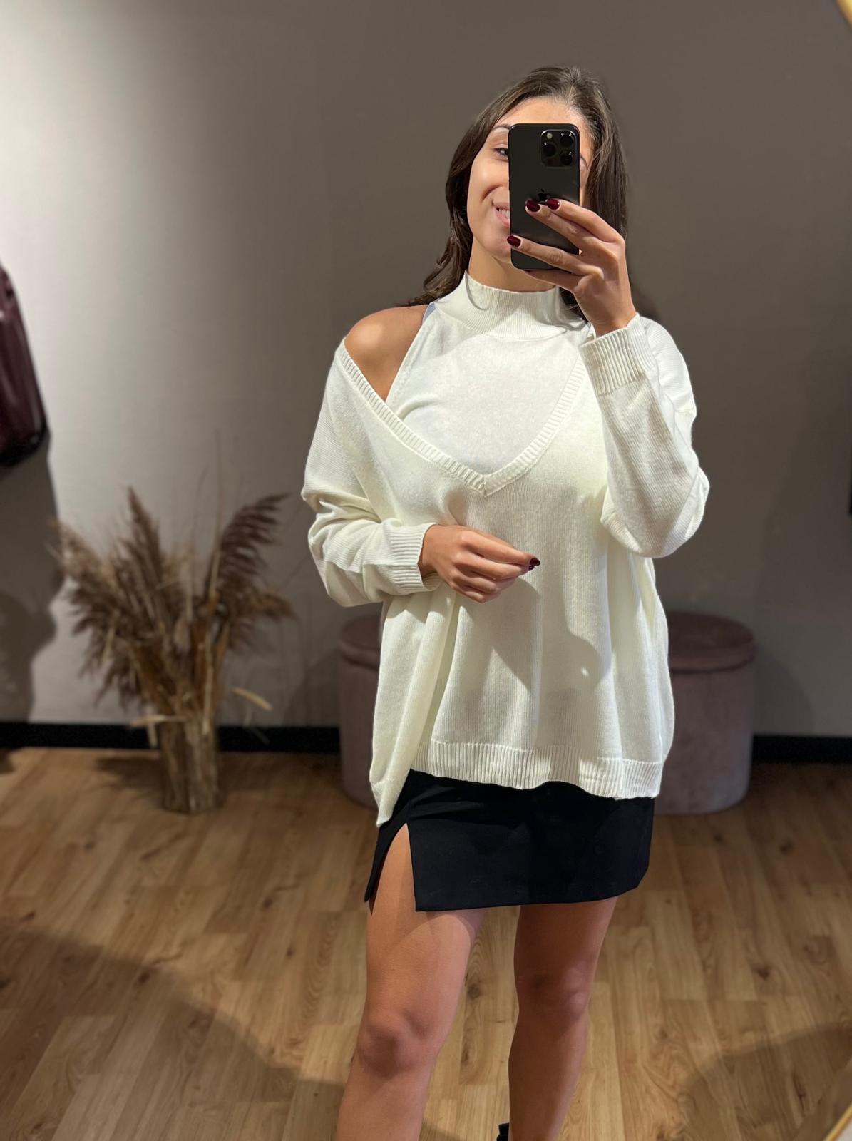 Completo maglia e canotta color panna