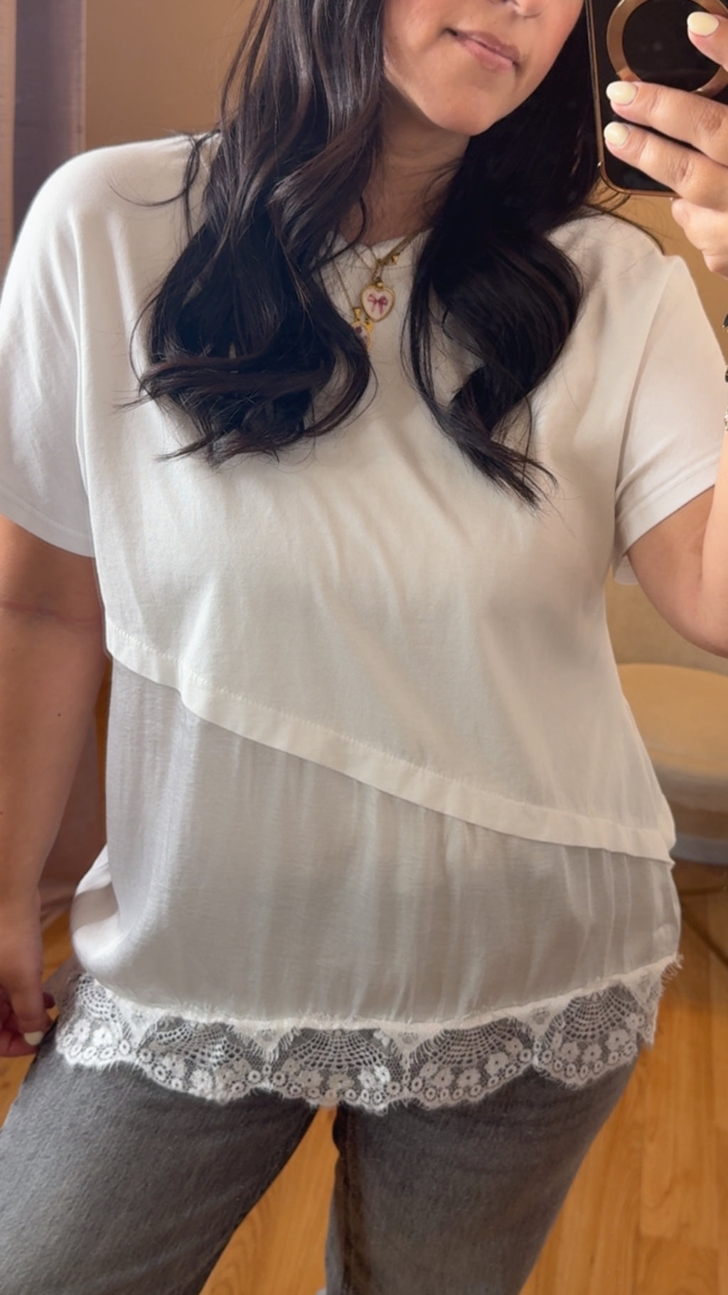 T-shirt bianca combinata con taglio crop