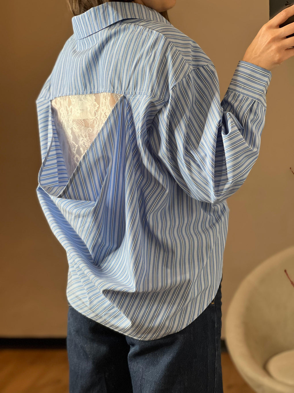 Camicia righe con pizzo e balza sul retro - You Decide