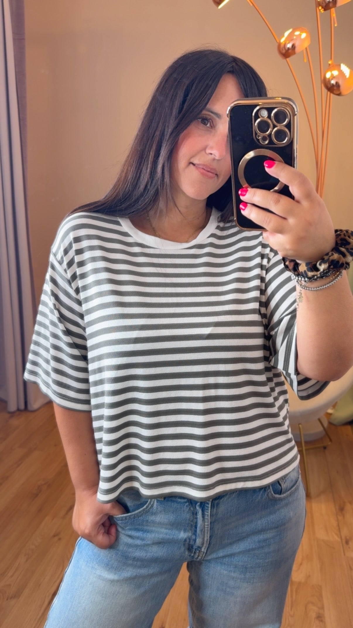 T-shirt scatolina con riga verde - Kikisix