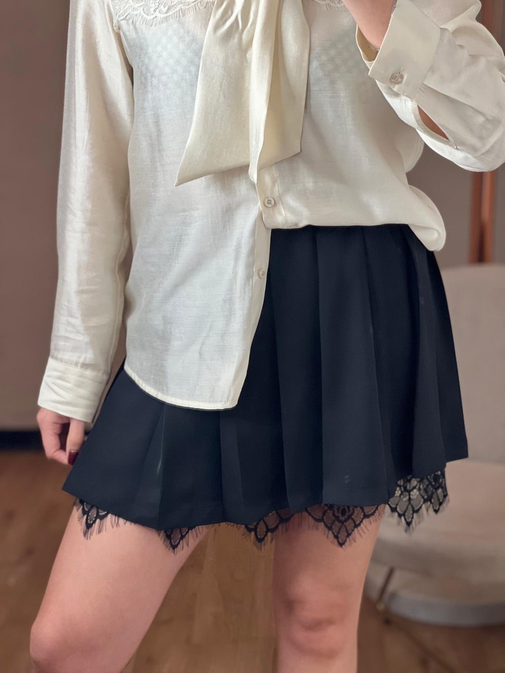 Gonna nera pieghe con pizzo - You Decide