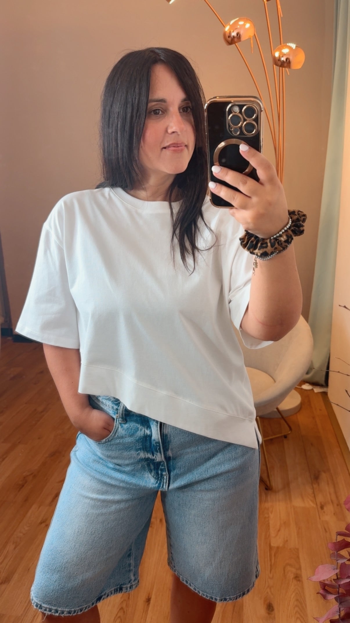 T-shirt asimmetrica bianca - Vicolo