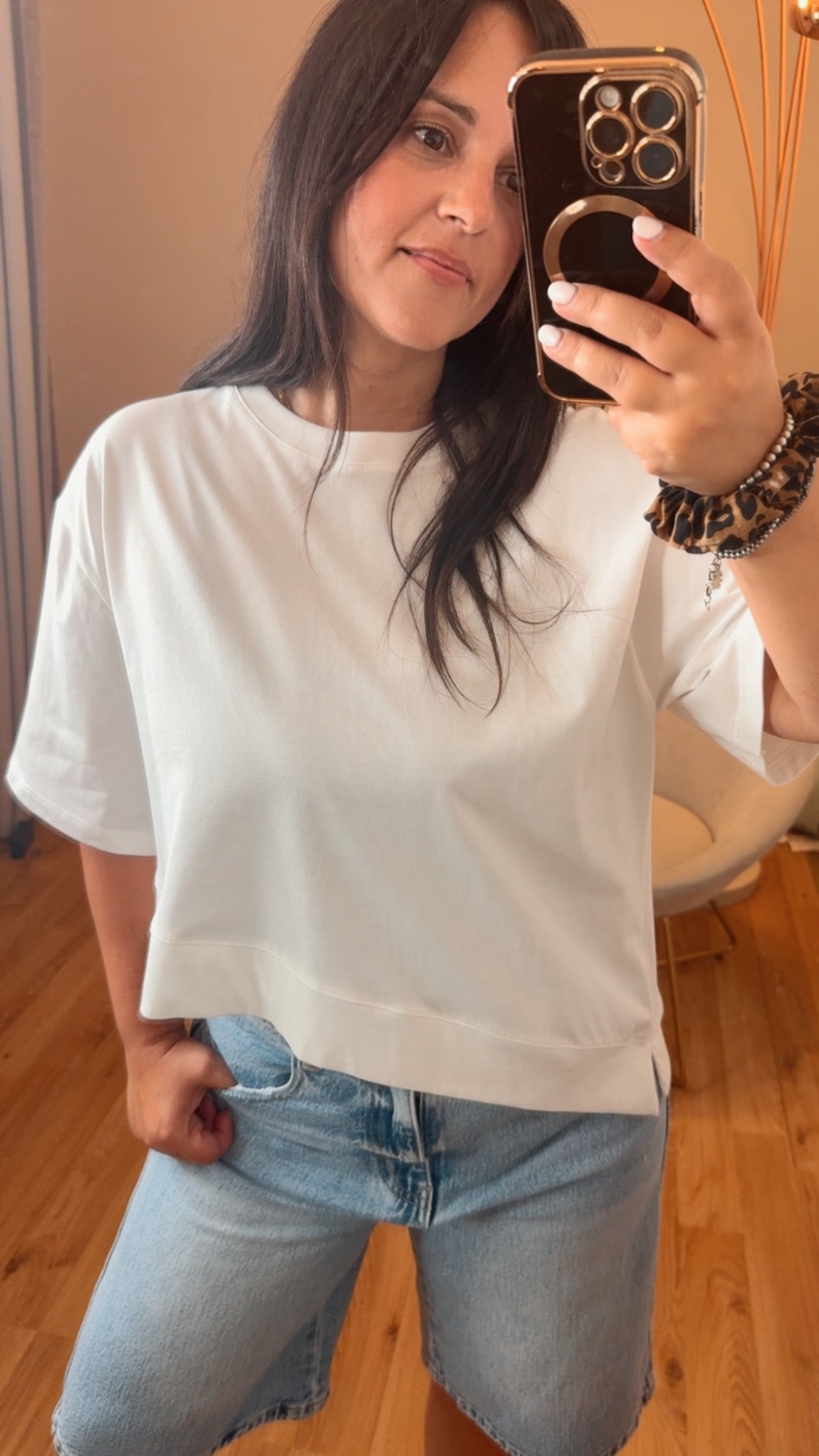 T-shirt asimmetrica bianca - Vicolo