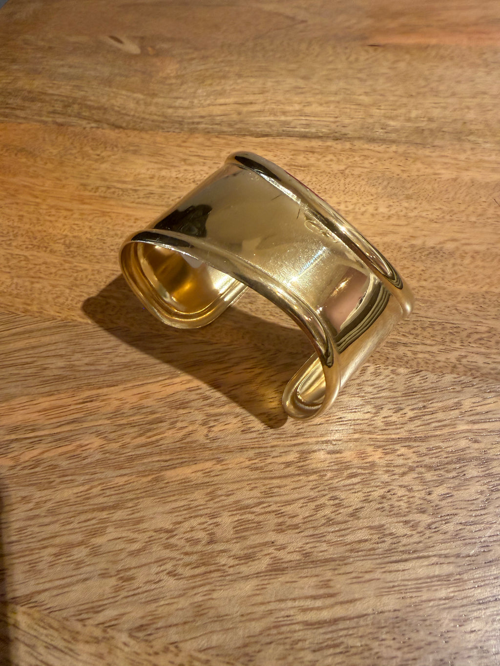 Bracciale rigido color oro