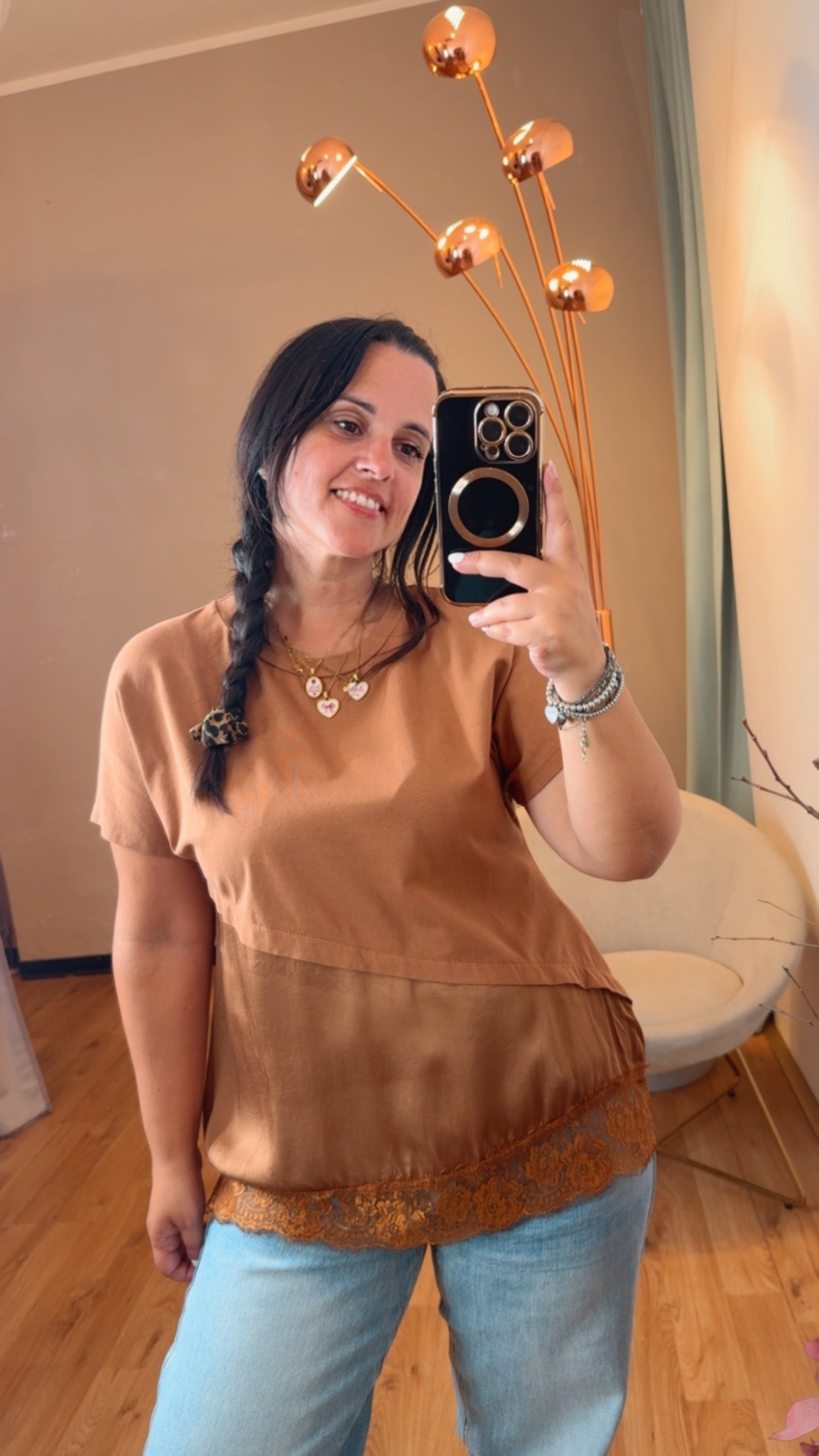 T-shirt combinata crop asimmetrica cotone raso e pizzo color coccio