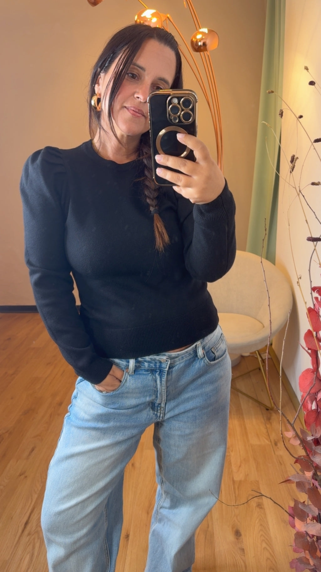 Maglia viscosa manica sbuffo nera