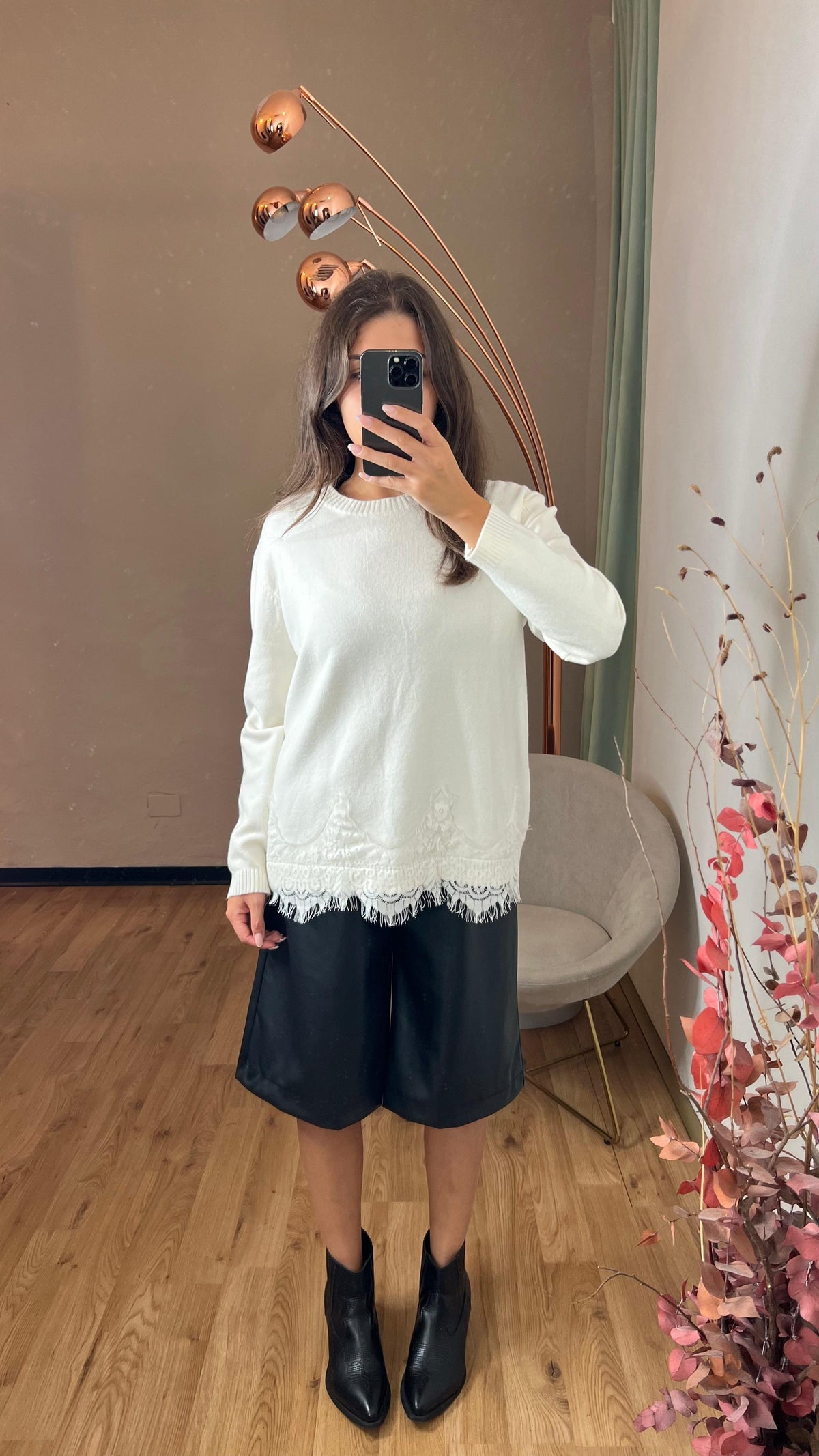 Bermuda ecopelle nero con coulisse